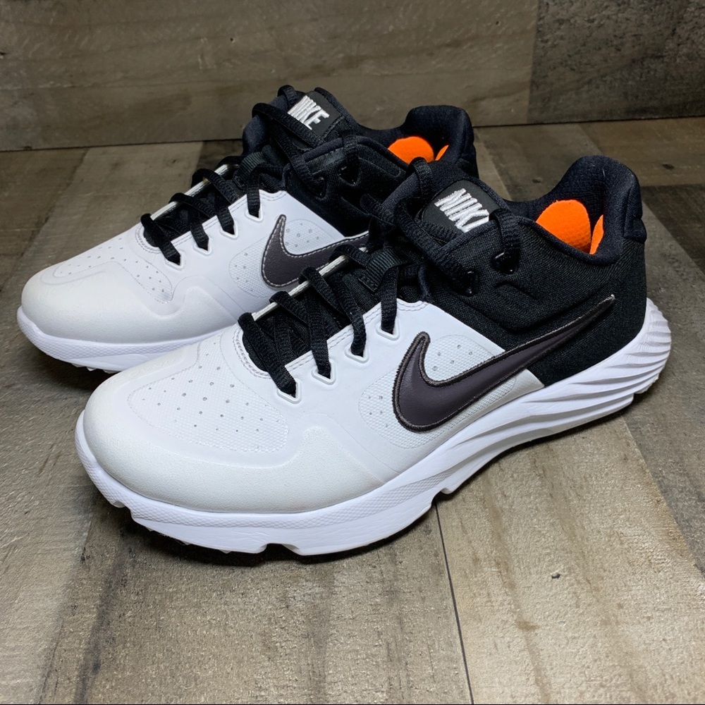 Nike Women's Alpha Huarache Elite 2 Turf Sz 6.5